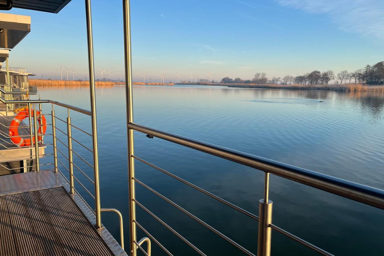 Hausboot Der Frieslaender Im Wangermeer Schillig Ngoại thất bức ảnh