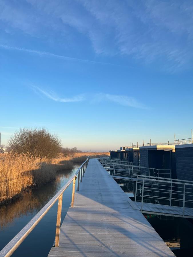 Hausboot Der Frieslaender Im Wangermeer Schillig Ngoại thất bức ảnh