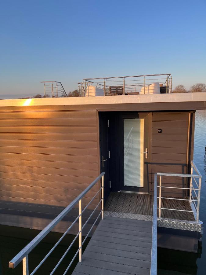 Hausboot Der Frieslaender Im Wangermeer Schillig Ngoại thất bức ảnh